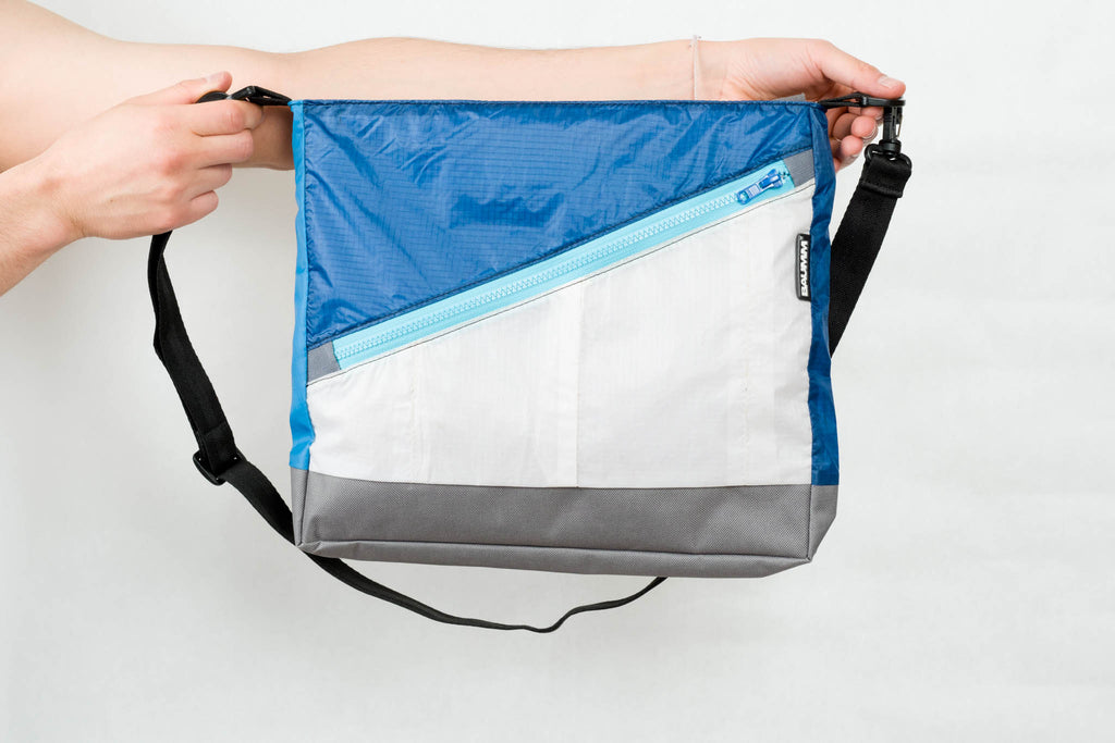 crossbody bag blue white morral g BAUMM