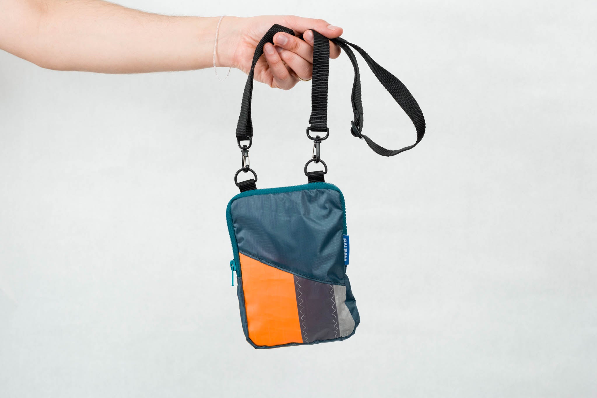 pocket bag blue orange tom BAUMM