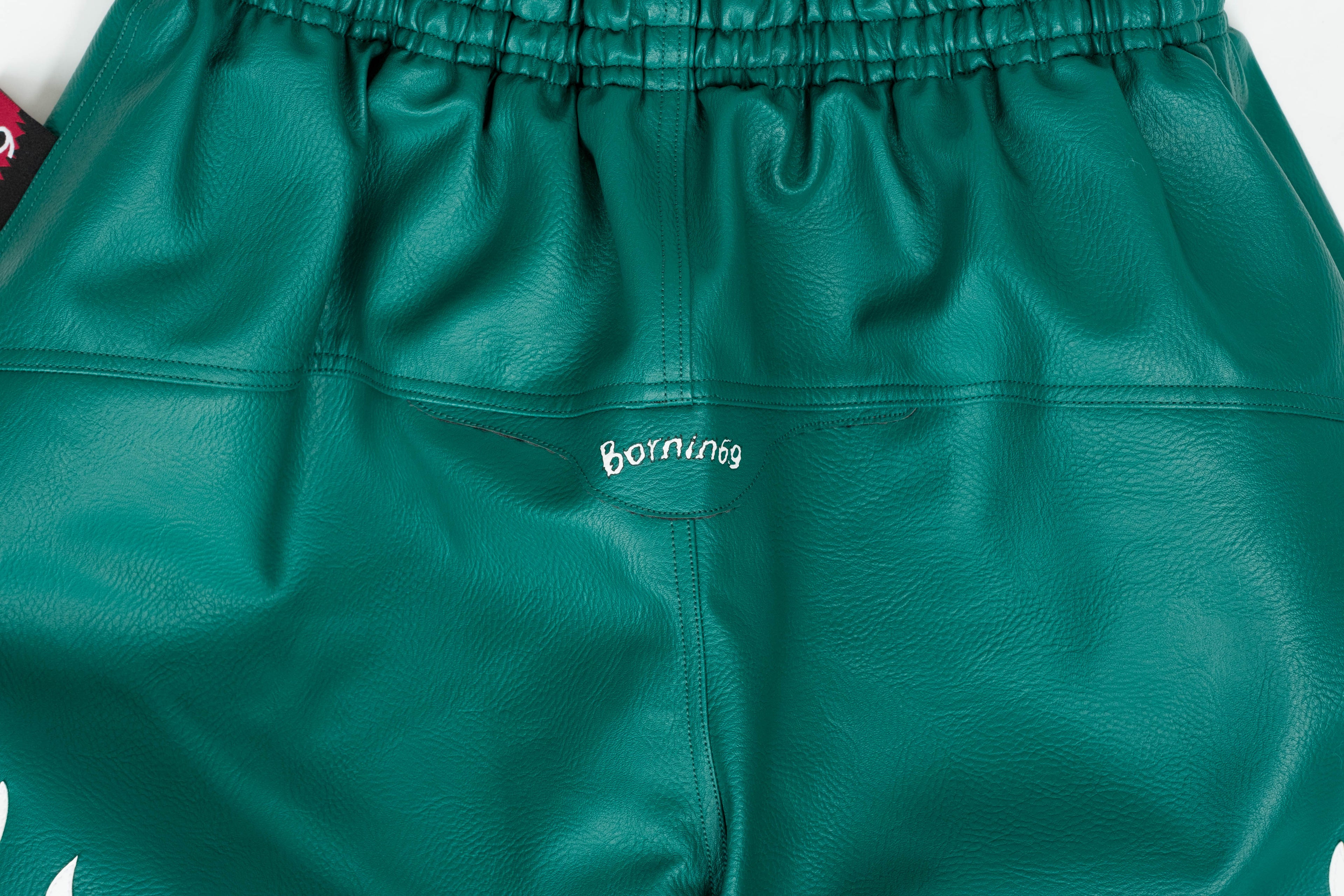 green shorts flama BORN IN 69