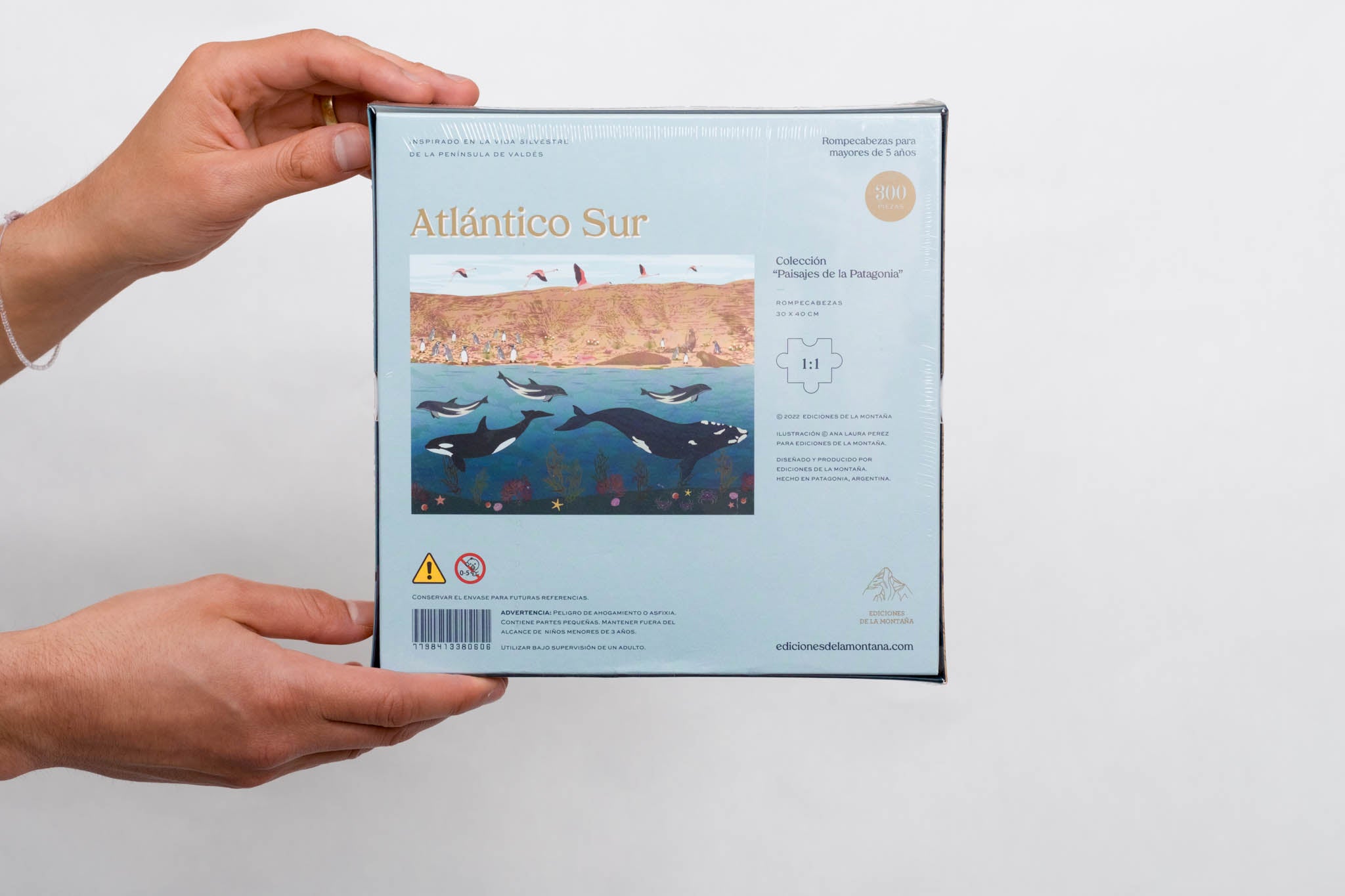 300-piece puzzle game South Atlantic EDICIONES DE LA MONTAÑA