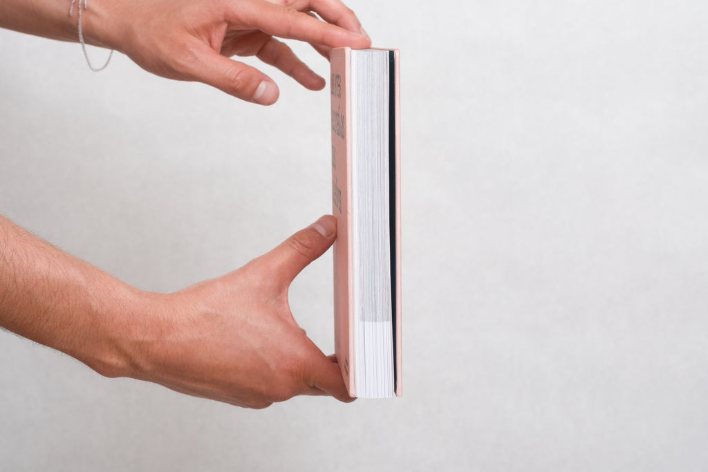 book las artes decorativas bajo nuestros pies SELENE VELÁZQUEZ RESTAURIKA